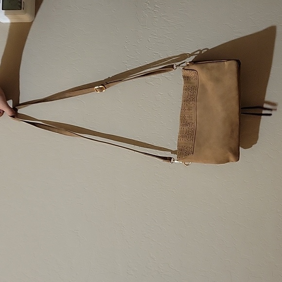 VR NYC Cognac Crossbody Bag - Picture 2 of 6